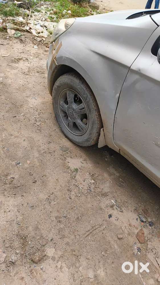 Hyundai I20 Asta 2011(top Model Alloy Wheels And 4 Power Window)