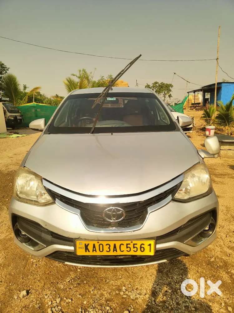 Toyota Etios 2015 Diesel 180000 Km Driven