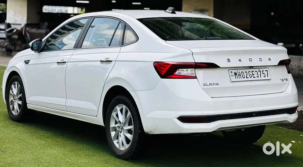 Skoda Slavia Ambition 1.5 Tsi At 2024