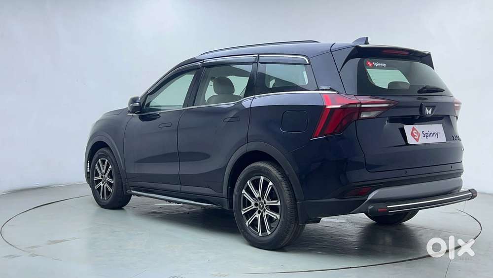 Mahindra Xuv700 2.0 Ax 7 Petrol Mt Str, 2023, Petrol