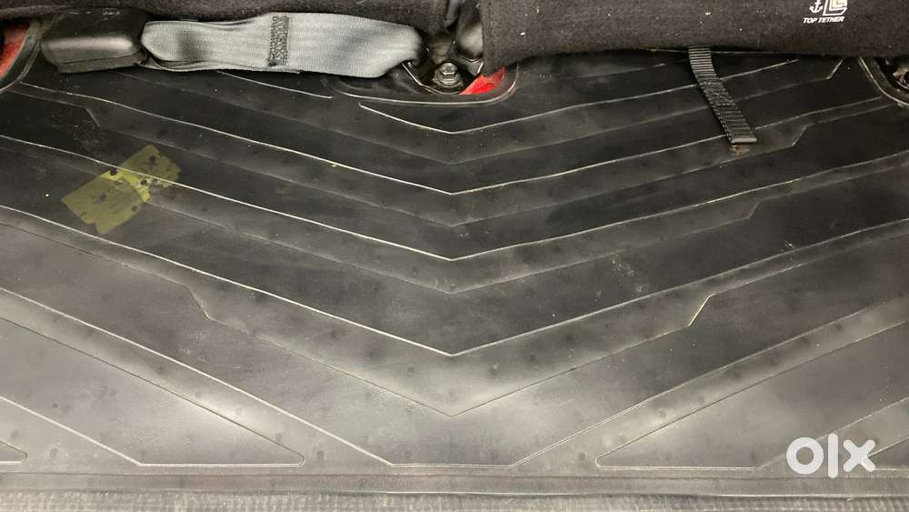 Mahindra Thar Lx 4-str Convertible At, 2022, Petrol