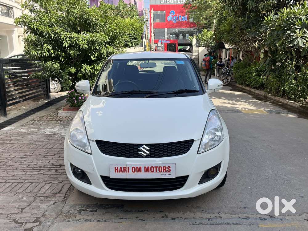 Maruti Suzuki Swift Vvt Zxi, 2014, Petrol