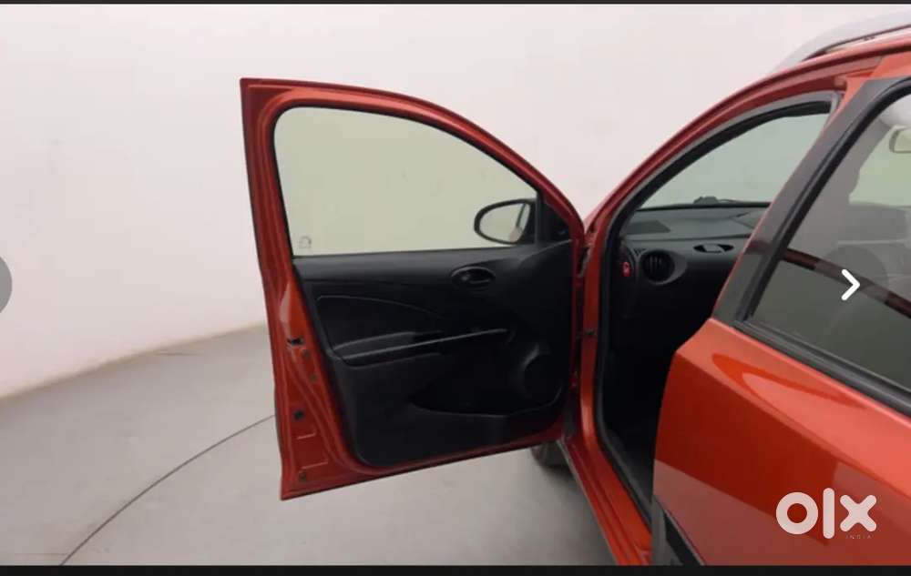 Toyota Etios Cross 2015 Petrol 82000 Km Driven