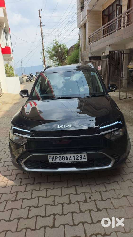 Kia Carens 2024 Petrol 21000 Km Driven