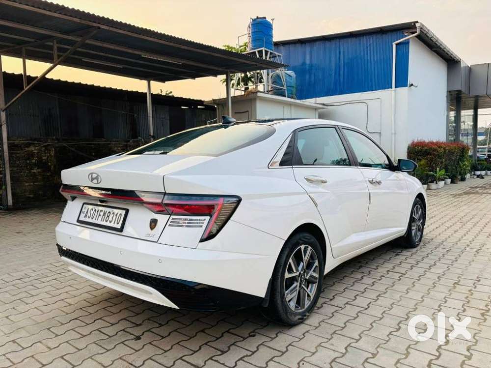 Hyundai Verna 1.5 Sx (o) Vtvt, 2023, Petrol