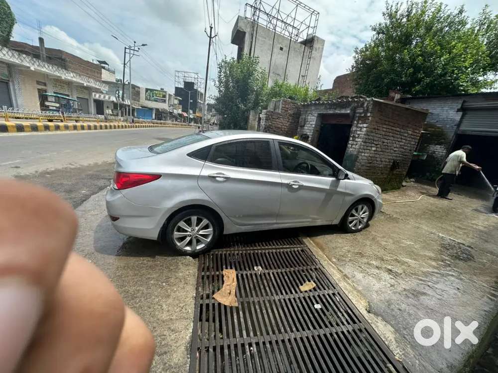 Hyundai Verna 1.6 Crdi 2012