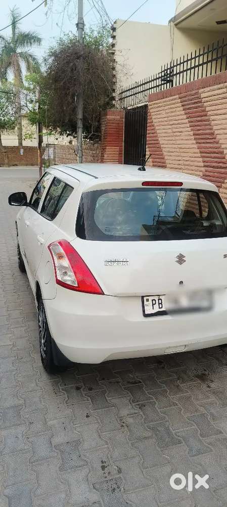Maruti Suzuki Swift 2015