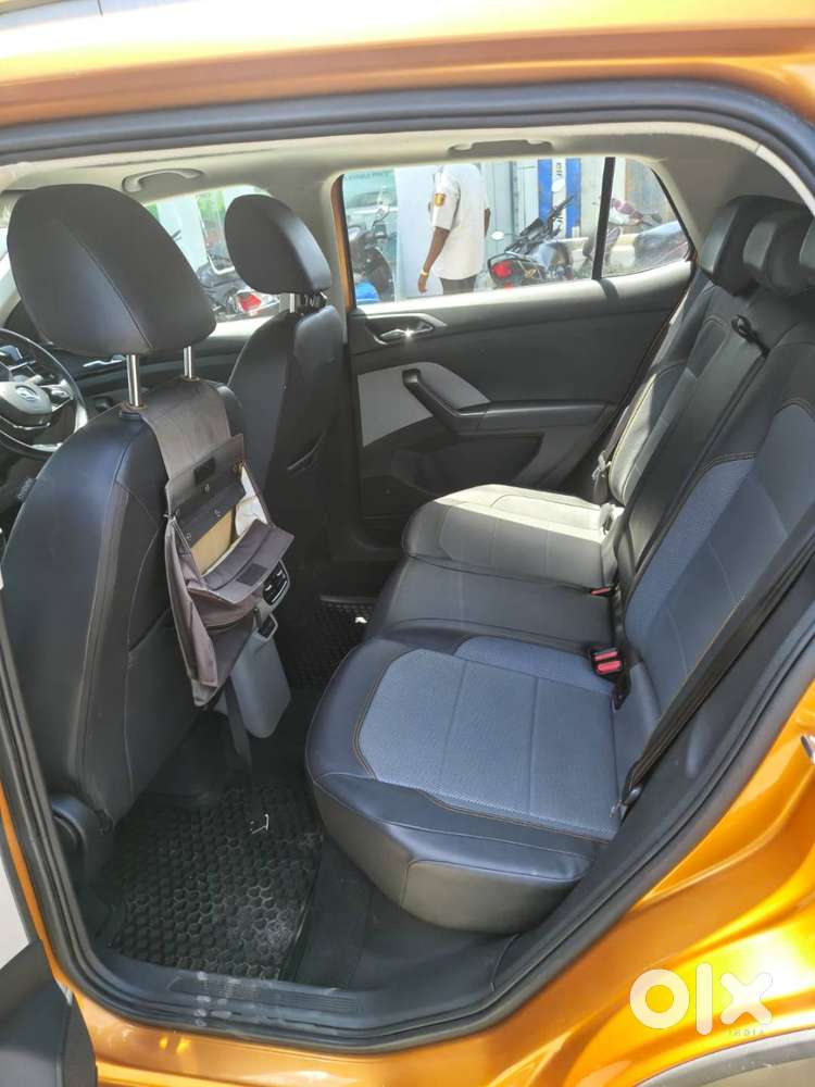 Skoda Kushaq 1.0 Tsi Style Mt