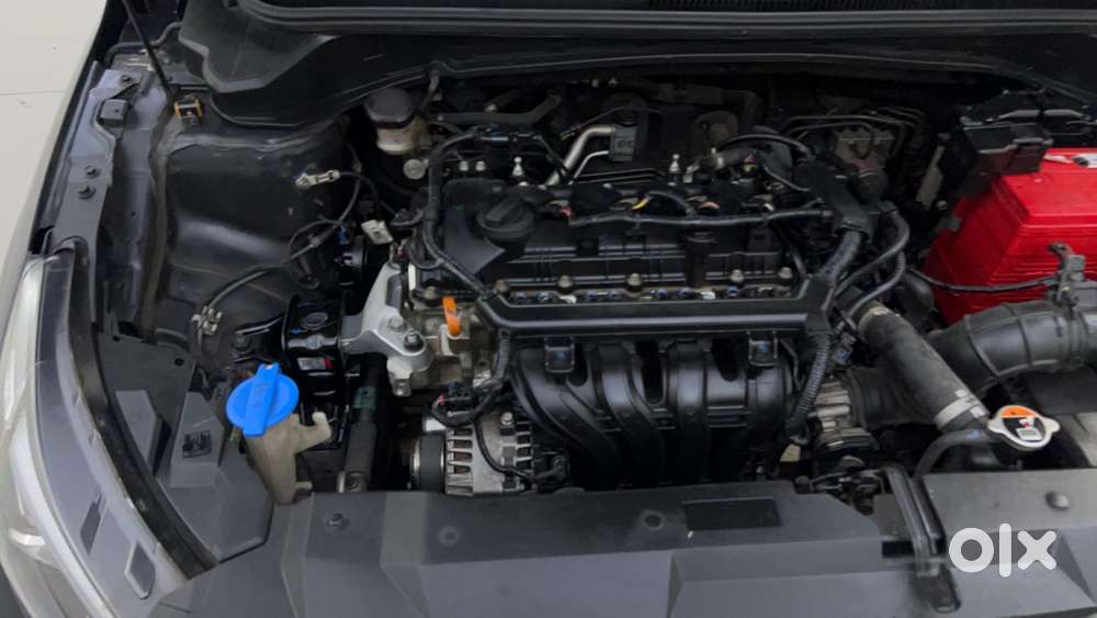 Hyundai New I20 1.2 Asta (o) Mt, 2023, Petrol