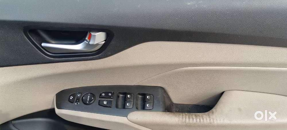 Hyundai Verna 1.6 Sx (o) Vtvt Se, 2019, Petrol
