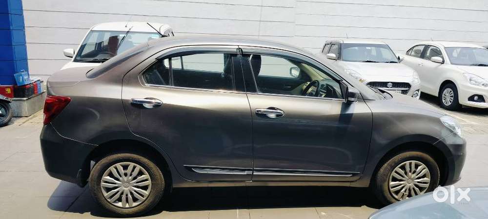 Maruti Suzuki Dzire Vxi Ags, 2022, Petrol