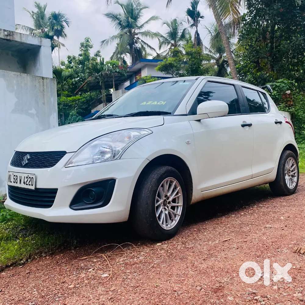 Maruti Suzuki Swift 2017 Petrol 95000 Km Driven
