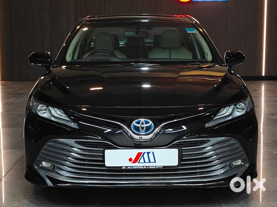 Toyota Camry Hybrid, 2020, Petrol