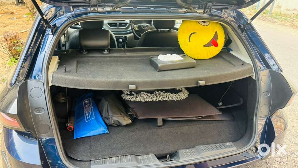 Tata Altroz 2024 I Cng With Sunroof