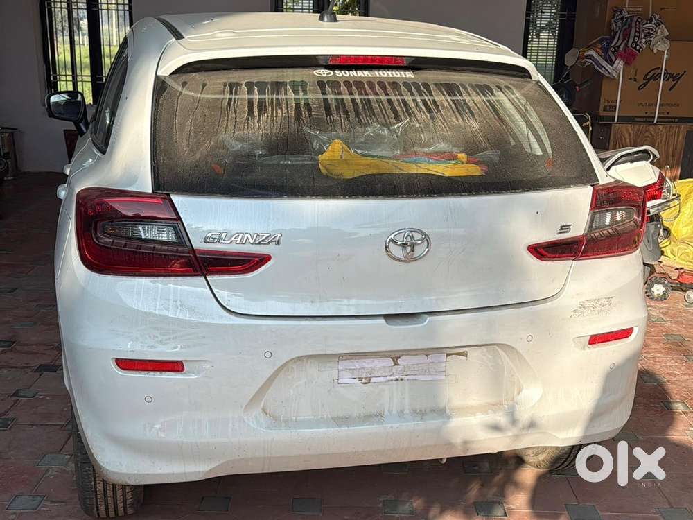 शादी में आई हुई है २०२६ मॉडल १००० Km चली है बस