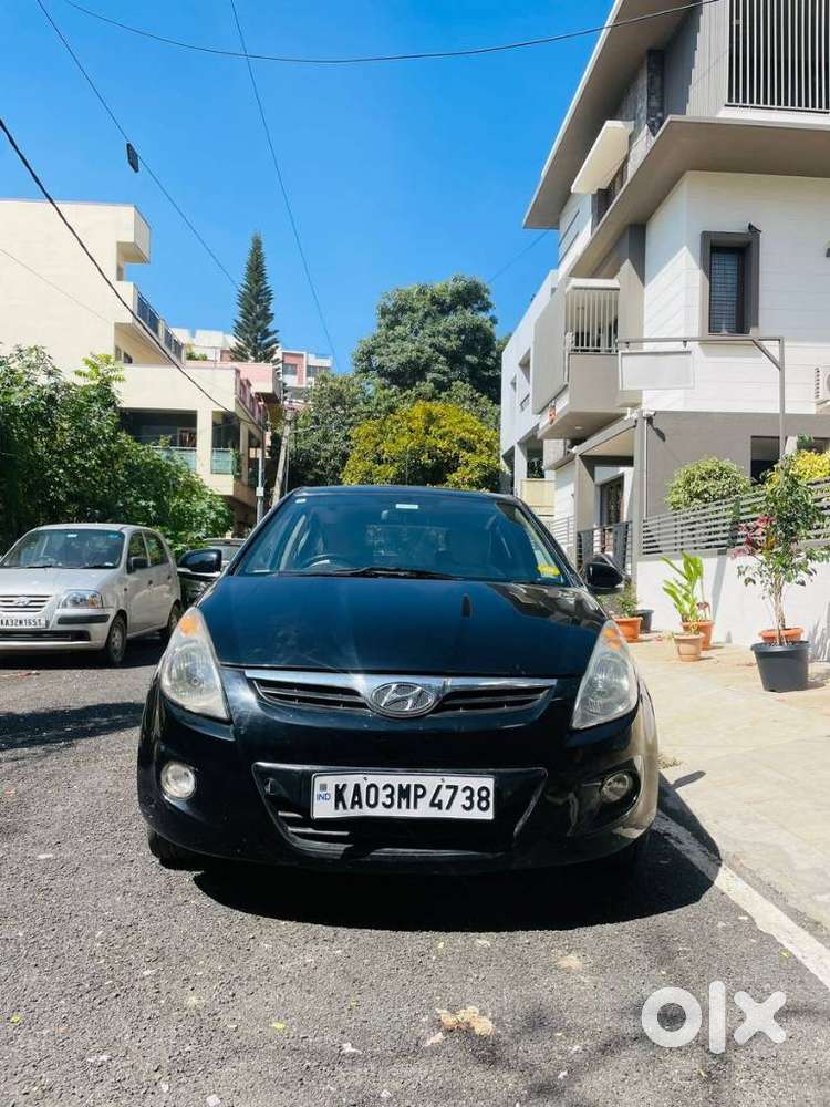 Hyundai I20 Sportz 1.2 Bs-iv, 2011, Petrol