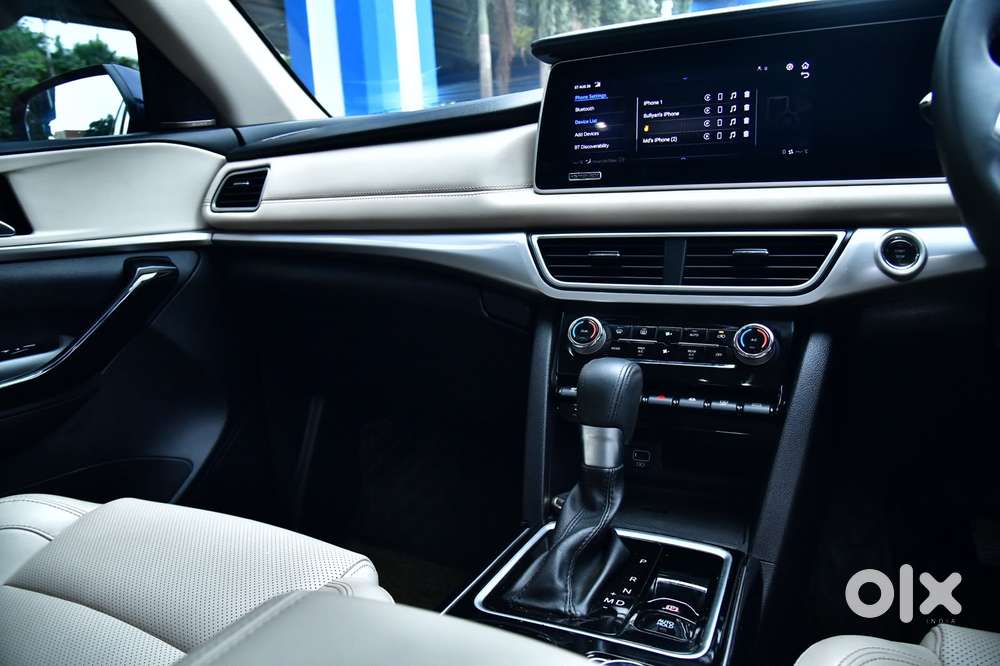 Mahindra Xuv700 Ax7l 6 Str At, 2023, Diesel