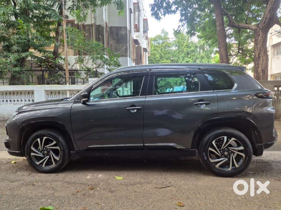 Maruti Suzuki Grand Vitara 1.5 Alpha Plus Intelligent Hybrid Ecvt, 2..