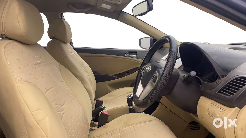 Hyundai Verna Fluidic 1.6 Vtvt Sx Opt, 2014, Petrol