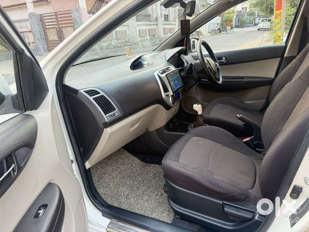 Hyundai I20 2015-2017 Sportz Option 1.4 Crdi, 2013, Diesel