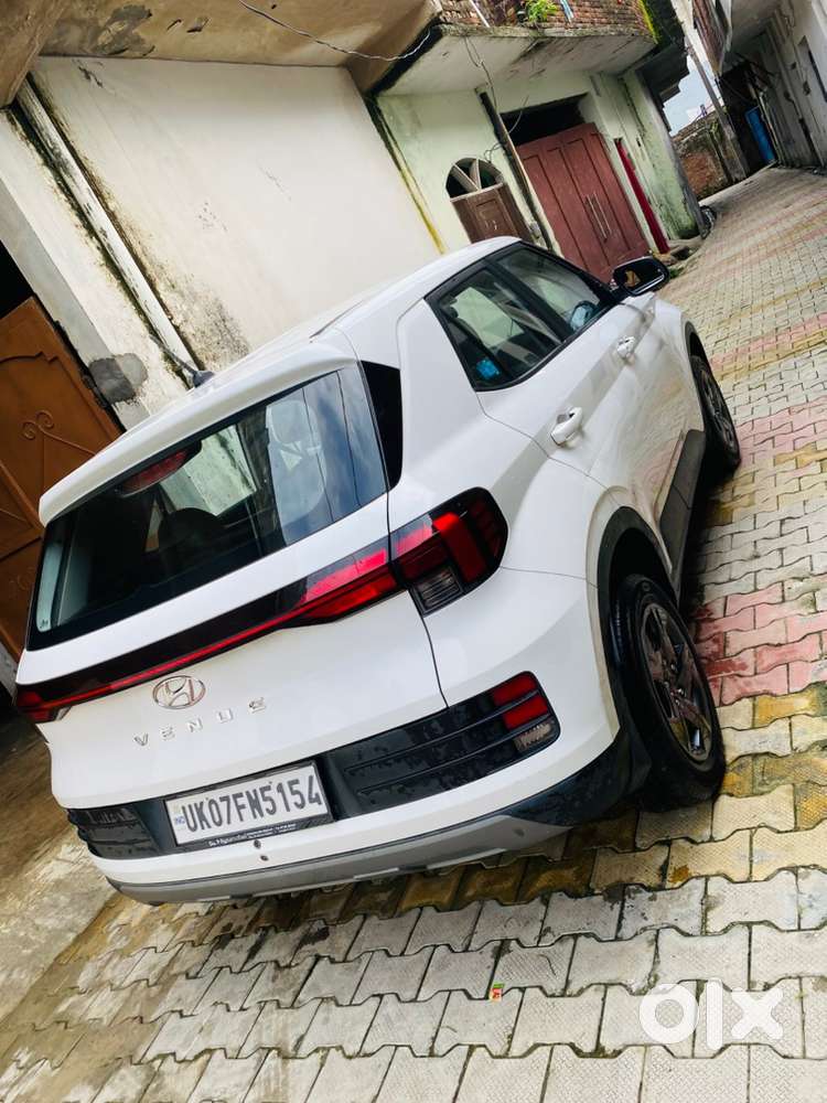 2023 Hyundai Venue Petrol Manual