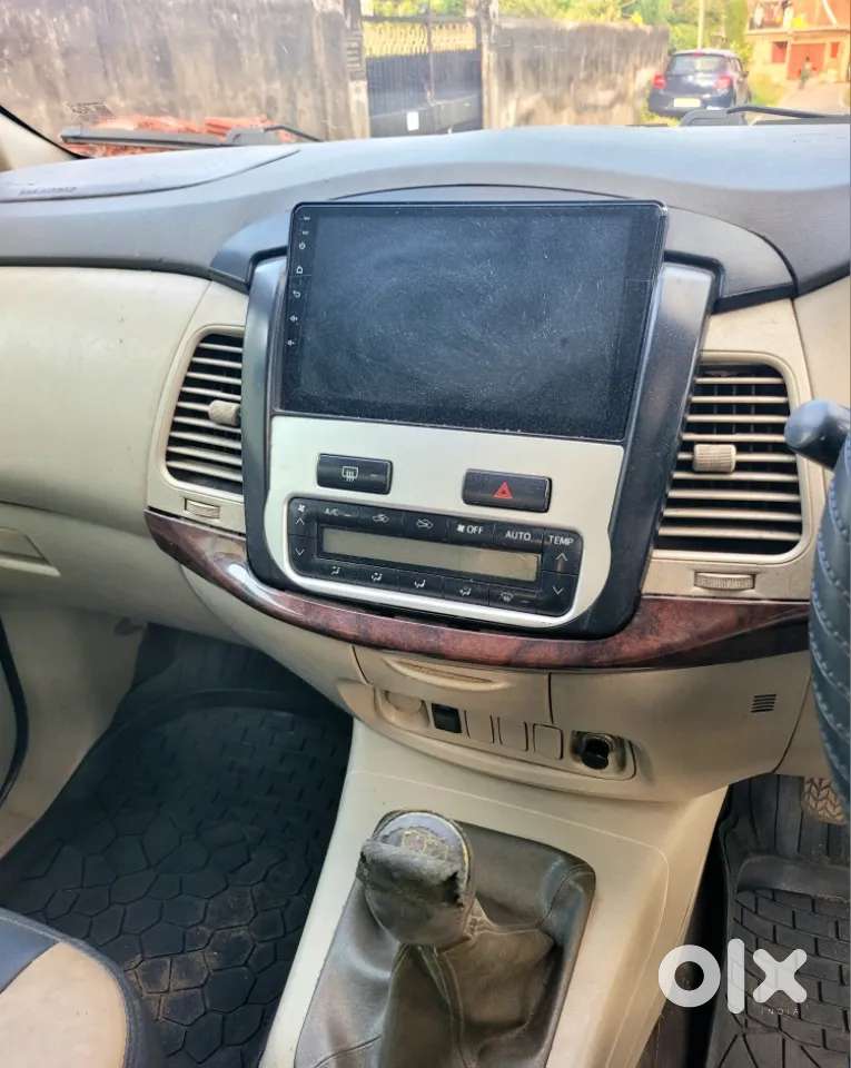 Toyota Innova, 2015, Diesel