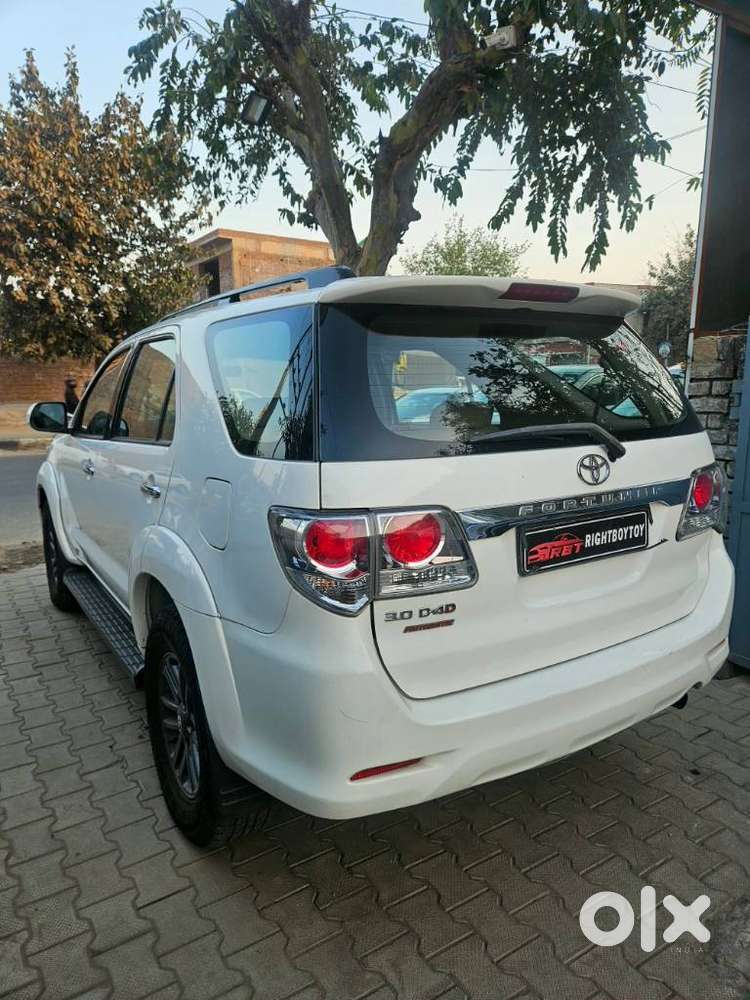 Toyota Fortuner 3.0 4x2 Automatic, 2013, Diesel