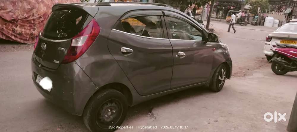Hyundai Eon 2018 Lpg 82403 Km Driven