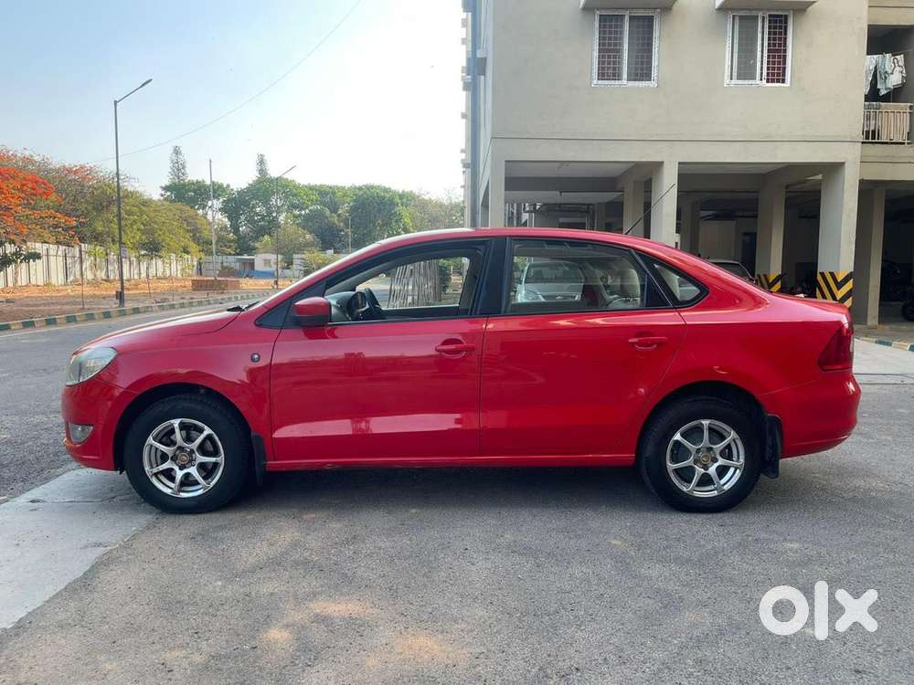 Skoda Rapid 2011-2013 1.6 Mpi At Ambition, 2013, Petrol