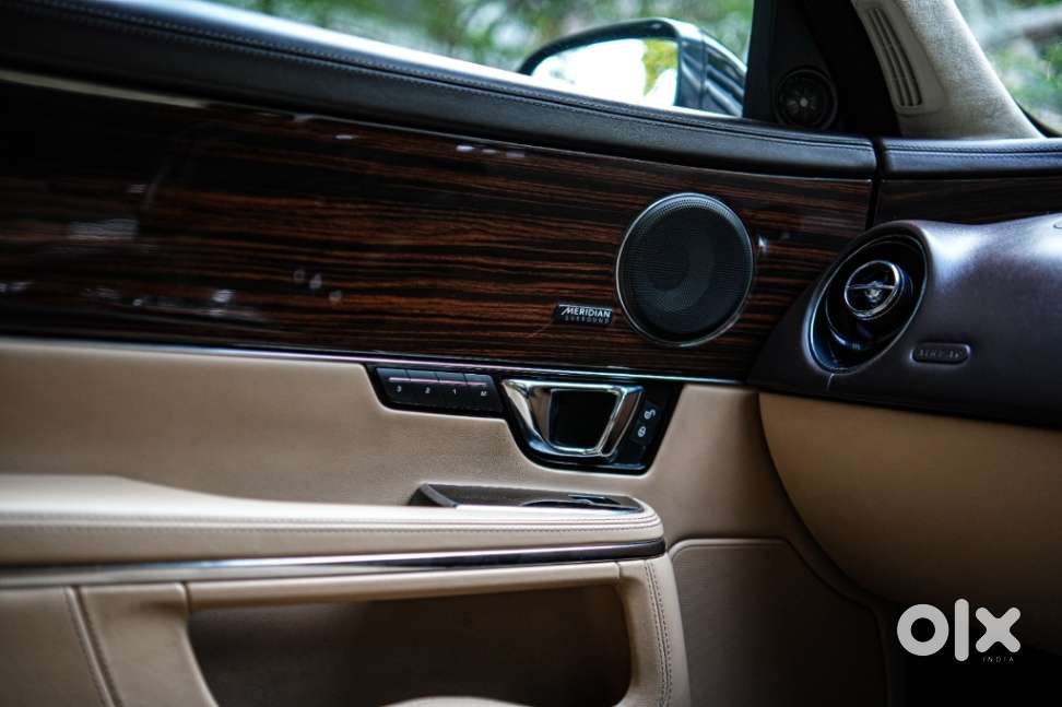 Jaguar Xj L 2.0 Petrol, 2017, Petrol