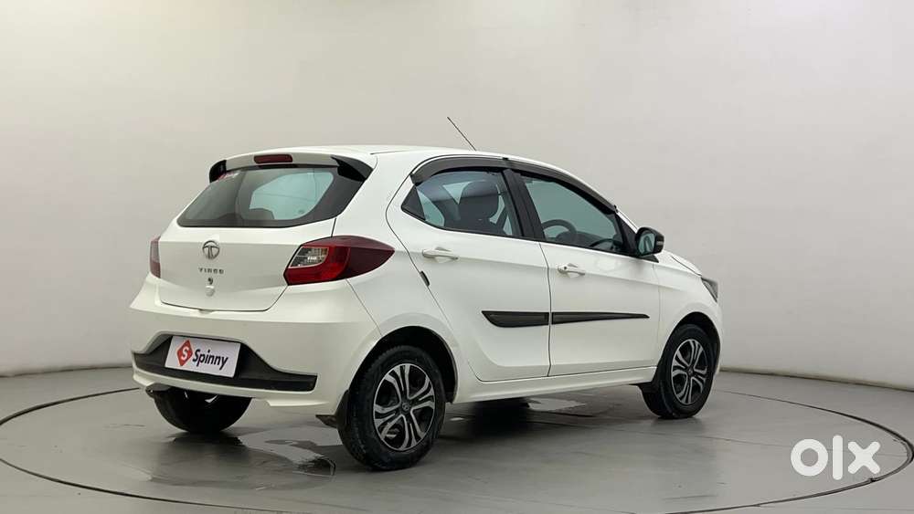 Tata Tiago 1.2 Revotron Xt Option, 2023, Petrol
