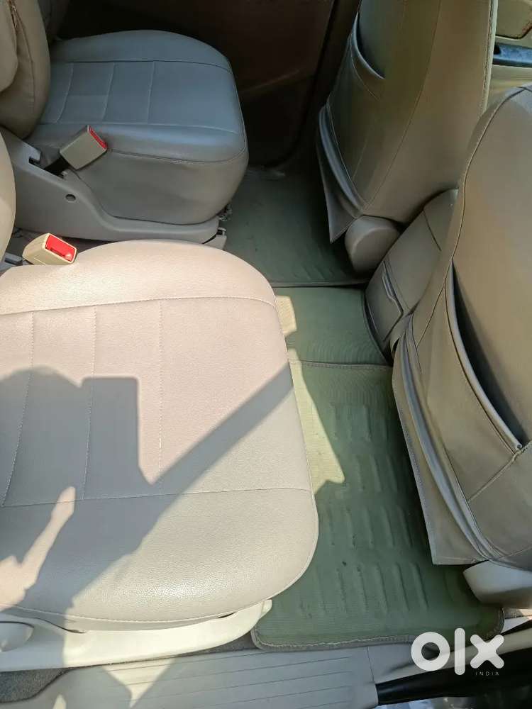 Toyota Innova 2.5 G 2014