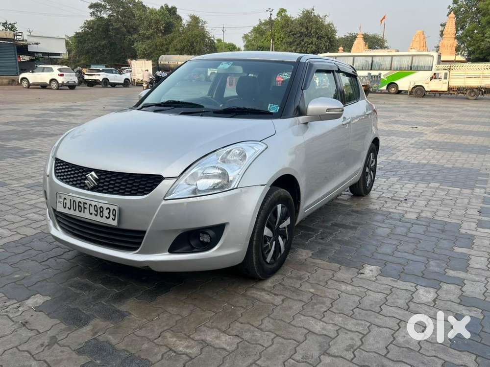 Maruti Suzuki Swift 2012 Cng & Hybrids 76000 Km Driven