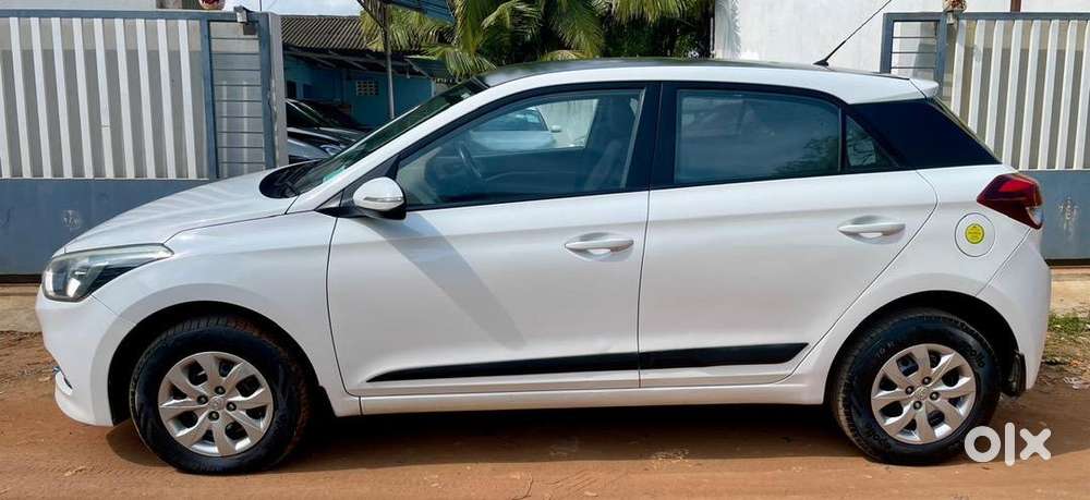 Hyundai I20 2015 Petrol Well Maintained