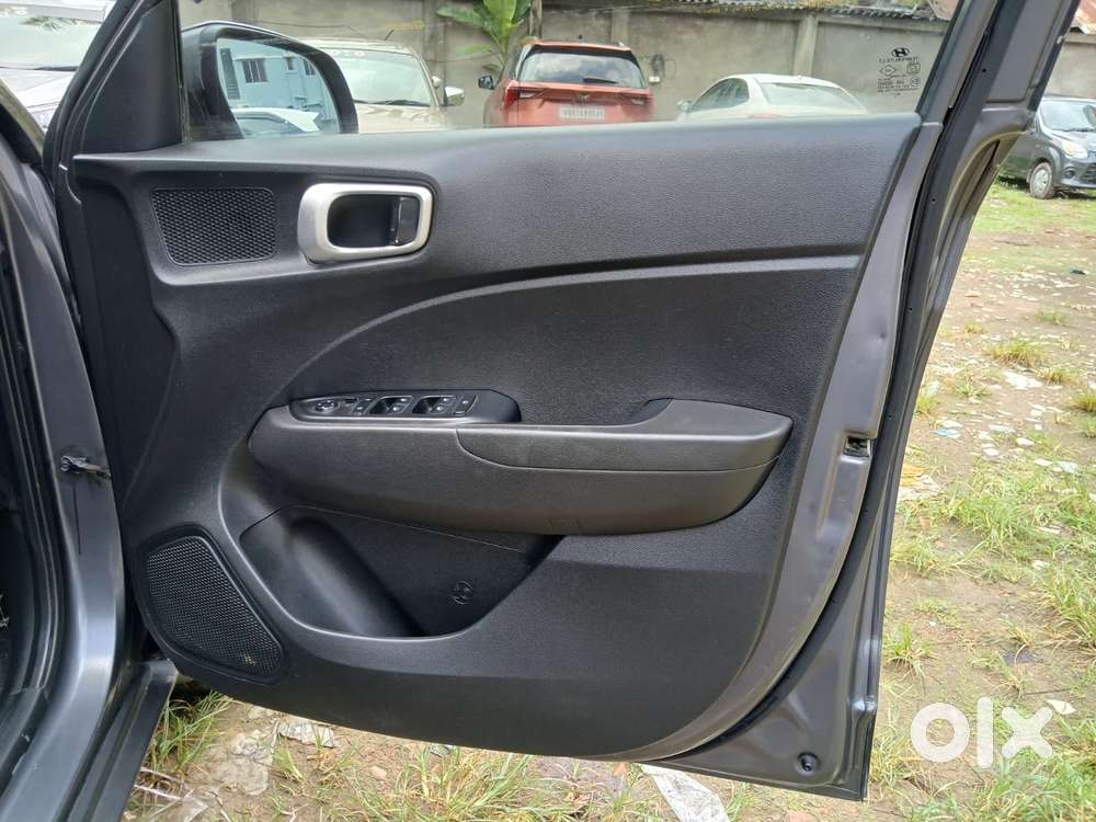 Hyundai Venue S 1.2 Petrol, 2020, Petrol