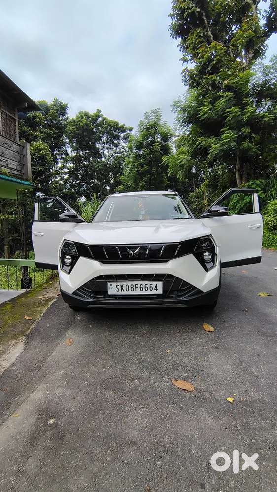 Mahindra Xuv 3xo Mx2 Pro 2025.