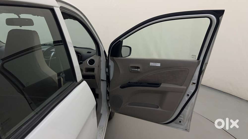 Maruti Suzuki Celerio Zxi Optional Amt, 2016, Petrol
