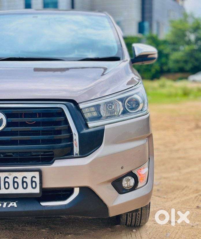 Toyota Innova Crysta 2.4 Z 7 Str, 2025, Diesel