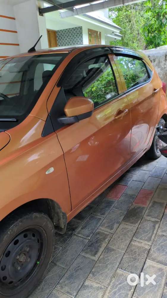 Tata Tiago 2017 Car Variant