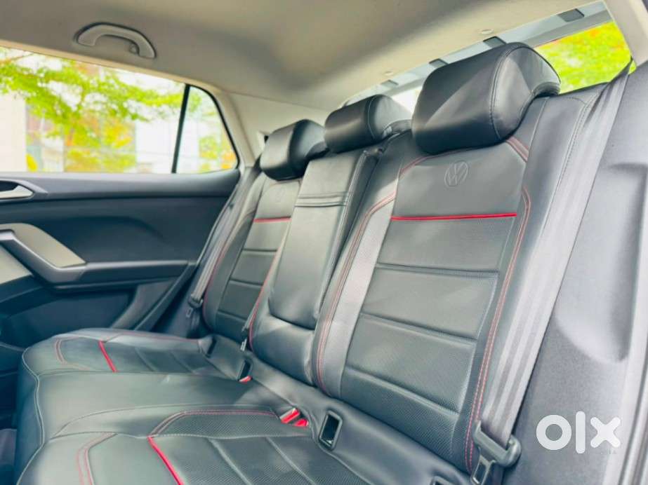 Volkswagen Taigun 1.0 Tsi Highline At, 2022, Petrol