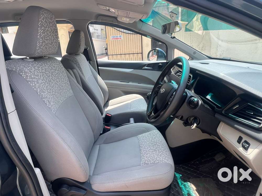 Mahindra Marazzo 1.5 M6 Plus 8 Str, 2019, Diesel