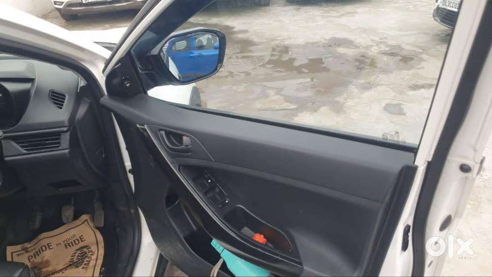 2024 Tata Nexon Cng