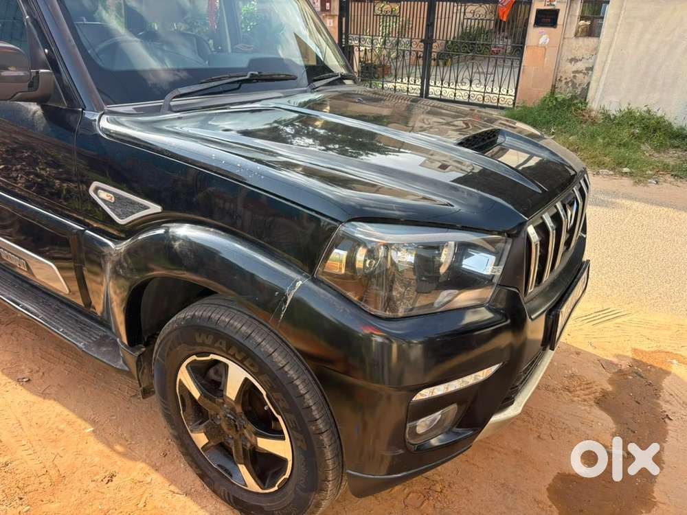 Mahindra Scorpio 2023 Diesel Classic