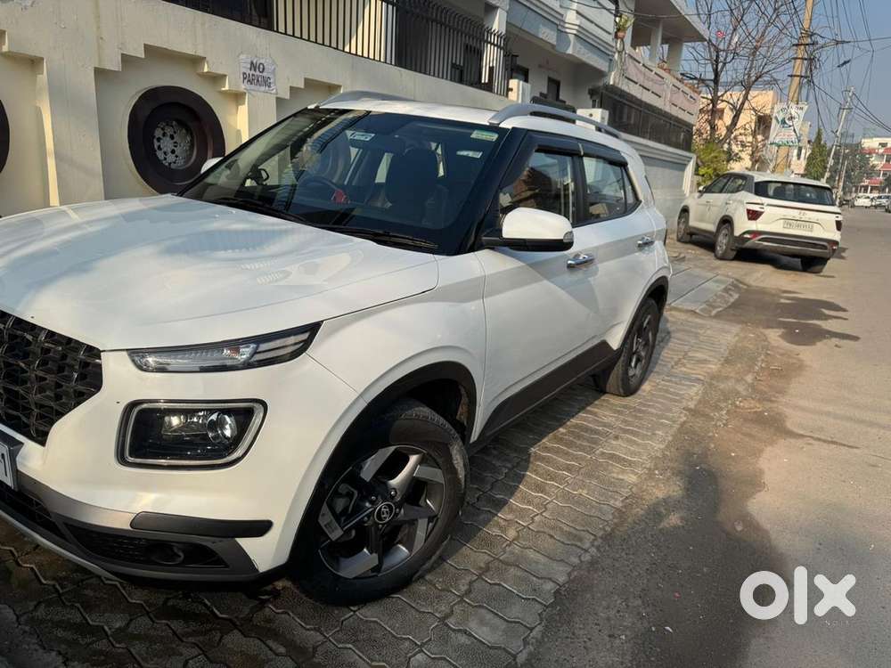 Hyundai Venue Diesel