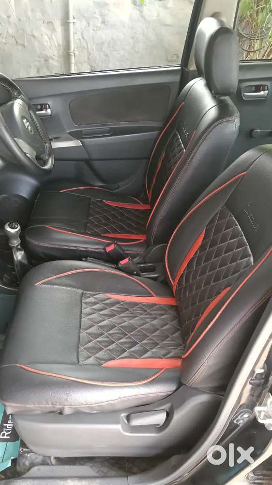 Maruti Suzuki Shining Black Wagonr 2012