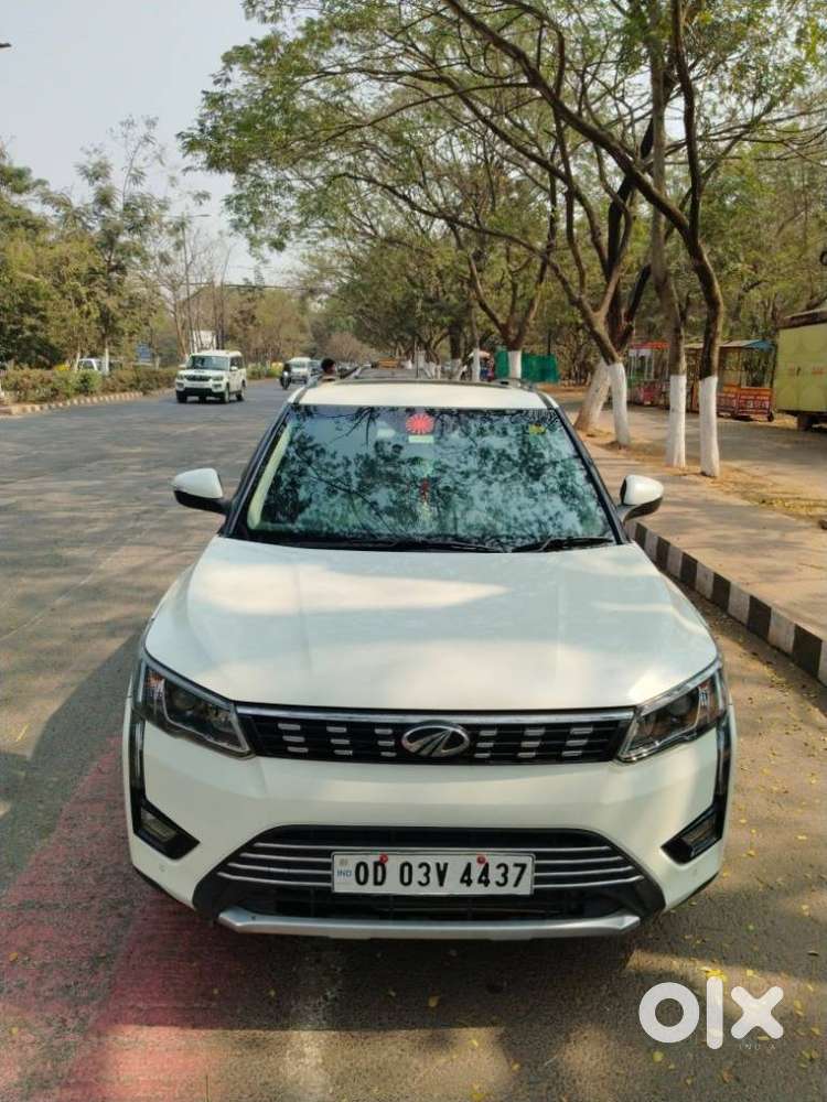 Mahindra Xuv300 W8 1.5 Diesel Dual Tone, 2021, Diesel