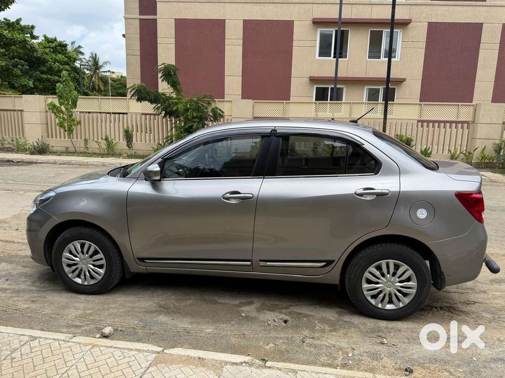 Maruti Suzuki Swift Dzire 1.3 Vxi, 2023, Petrol