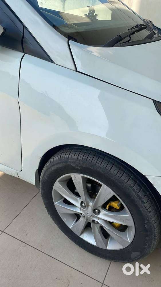 Hyundai Verna 1.6 Sx Fluidic (alloy Wheels, Abs, Immaculate Condition)