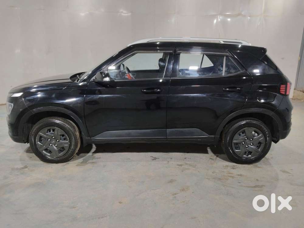 Hyundai Venue Sx, 2023, Petrol
