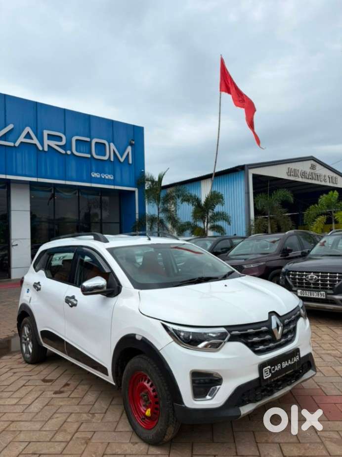 Renault Triber Rxz, 2021, Petrol